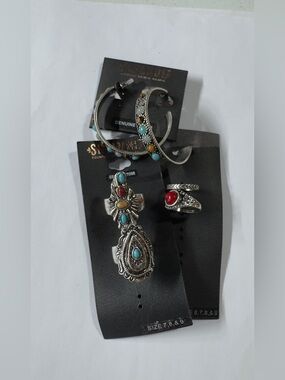 Size 6, 7, 8 & 9 Shyanne Silver-Tone Turquoise & Red Southwestern Ring Hoop Set